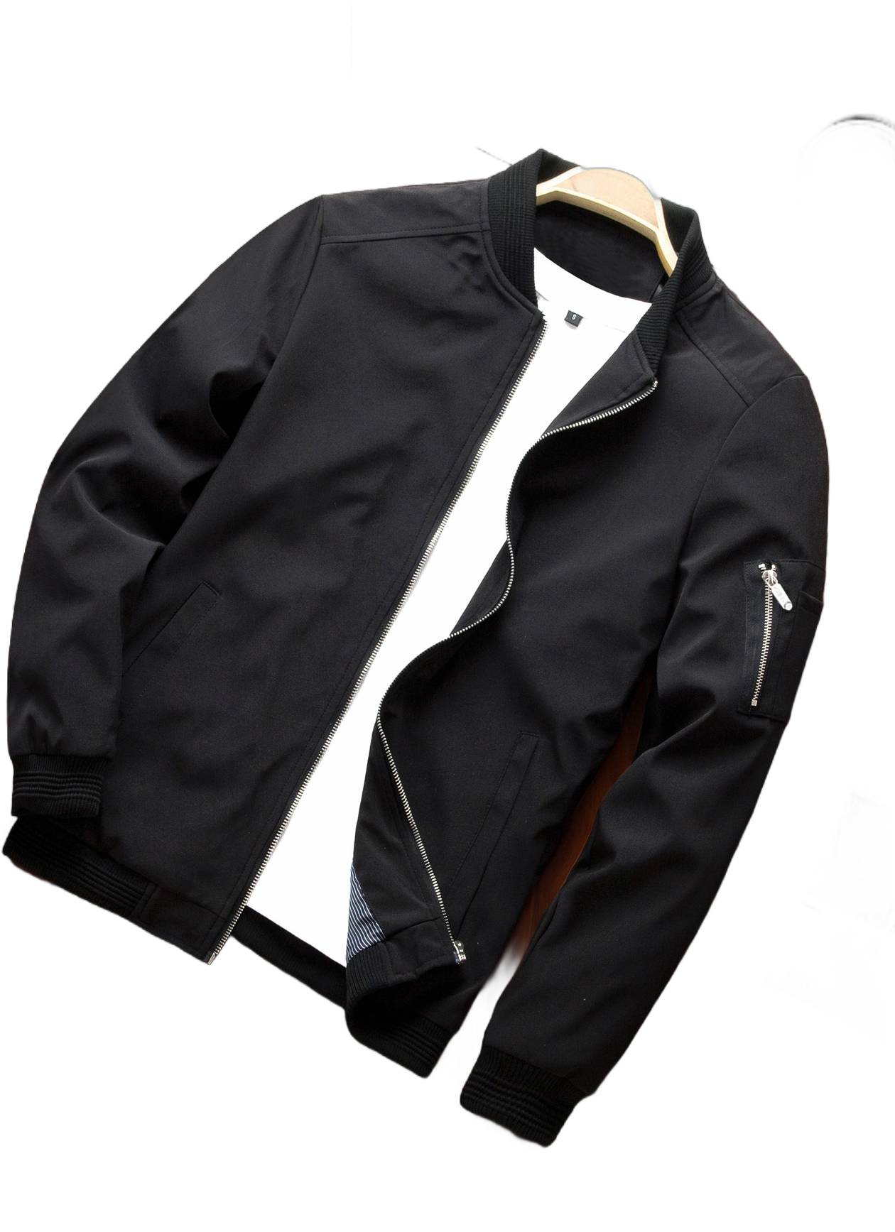 Manfinity Mode Men Solid Zip Up Bomber Jacket